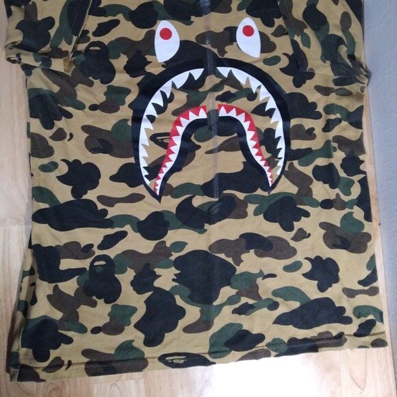 BAPE First Camo Shark T-Shirt Yellow Authentic - Picture 2 of 14